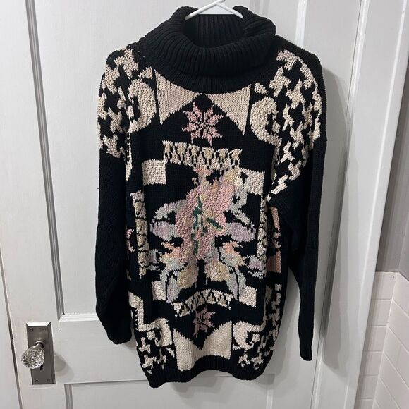 Vintage Patterned Turtleneck Sweater - Picture 1 of 4